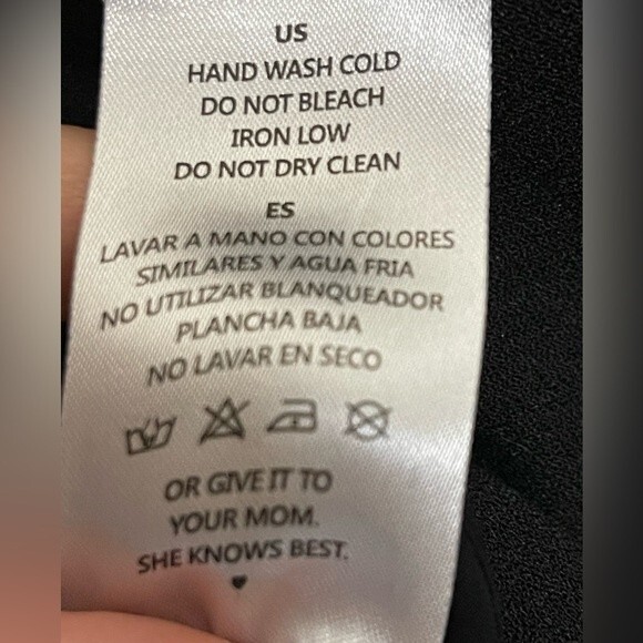 C & E Black 3/4 Sleeve Blouse with Triangle Cutout Soft Mesh Lining Size XS - Picture 5 of 9